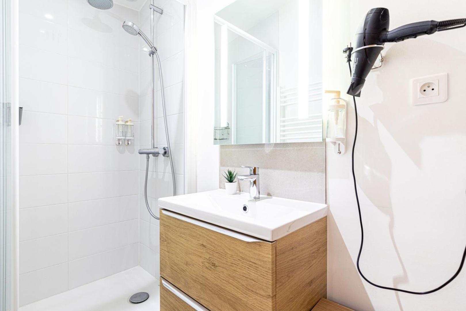 Guestready - Serene Stay Near Champ De Mars 파리 외부 사진